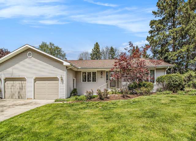 Property at 6112 Old Log Trl, Kalamazoo, MI 49009, 6 beds, 4 baths