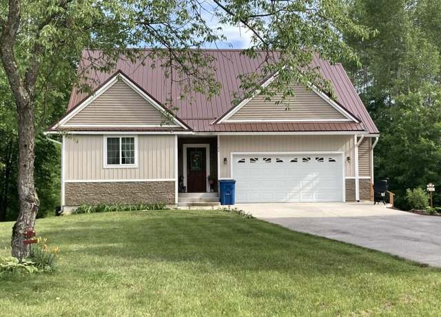 Property at 122 S Branch Ln, Hesperia, MI 49421, 3 beds, 2 baths