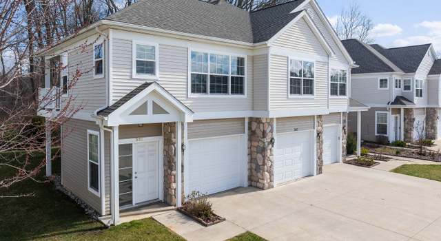 Photo of 546 Fieldstone Cir N, Chelsea, MI 48118