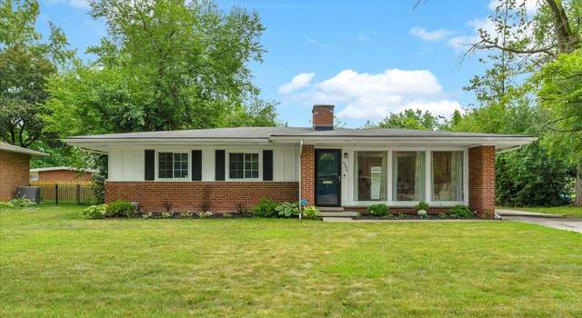 Photo of 19425 Butternut Ln, Southfield, MI 48076