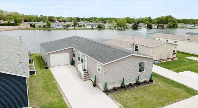 Photo of 6280 Square Lake Dr, Smiths Creek, MI 48074