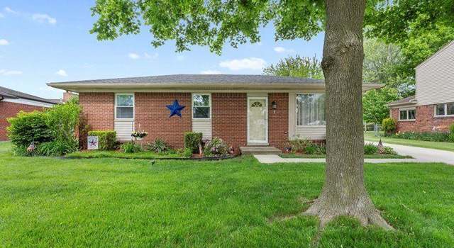Photo of 23124 W Fairway Dr, Woodhaven, MI 48183