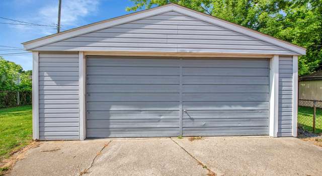 Photo of 20215 Broadacres St, Clinton Township, MI 48035