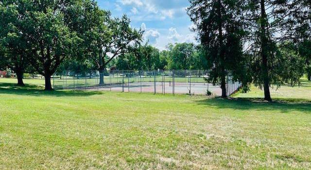 Photo of 2115 Marywood Dr, Royal Oak, MI 48073