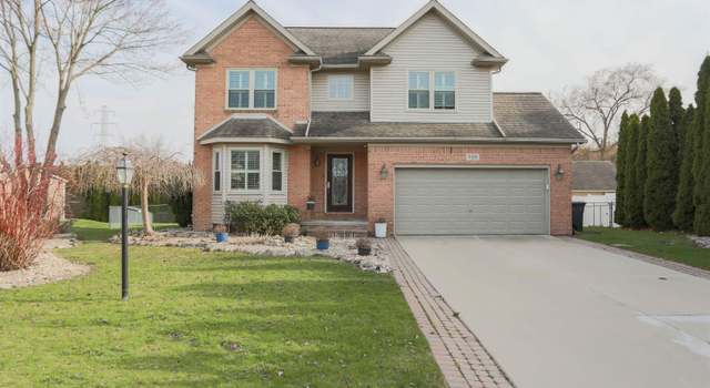 Photo of 725 Koula Rd, Marysville, MI 48040