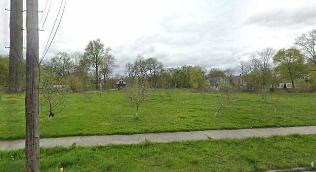 Photo of 221 S 14th St, Saginaw, MI 48601