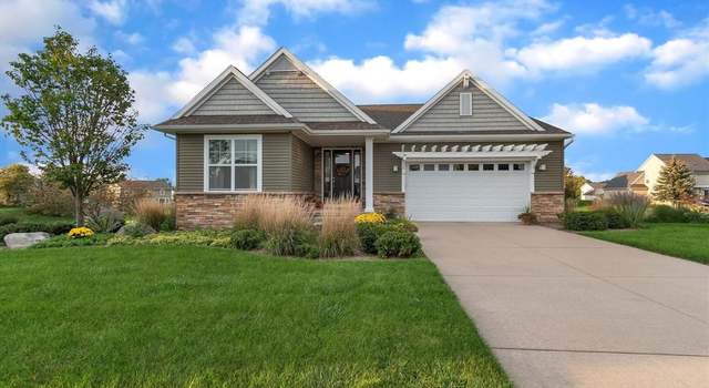 Photo of 1281 Cambridge Cir, Williamston, MI 48895
