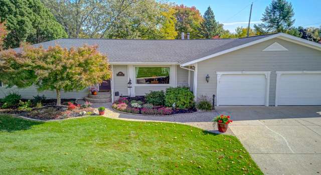 Photo of 900 S Griffin St, Grand Haven, MI 49417
