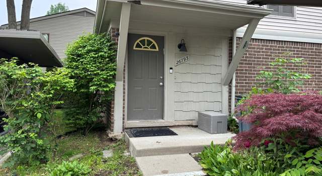 Photo of 26793 Farmbrook Villa Dr, Southfield, MI 48034