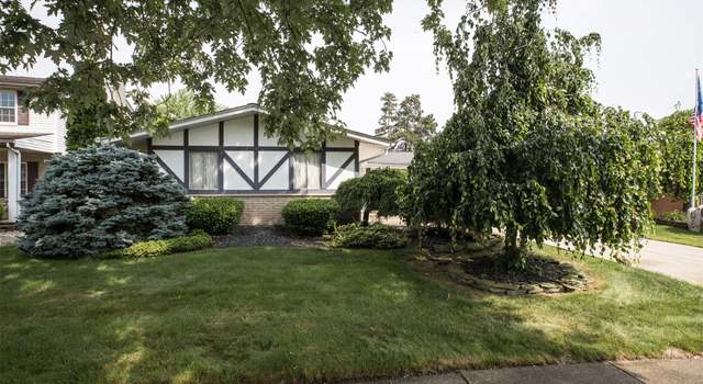 Photo of 19280 Coventry Dr, Riverview, MI 48193