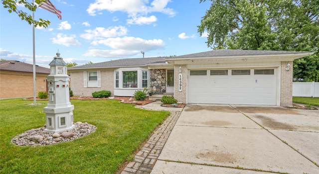 Photo of 14392 Melvin St, Livonia, MI 48154