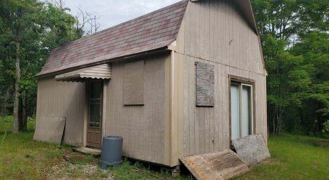 Photo of 4875 Rodeo Dr, West Branch, MI 48661