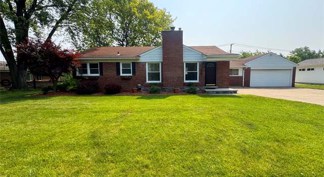 Photo of 14360 Hillcrest St, Livonia, MI 48154