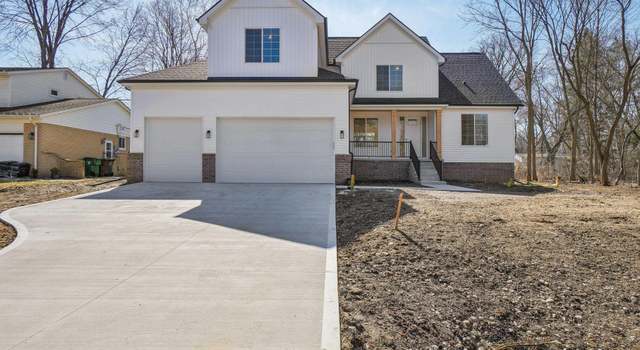 Photo of 7474 Connies Dr, Shelby Twp, MI 48316