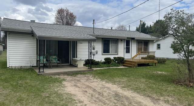 Photo of 2214 Karen Dr, St Helen, MI 48656