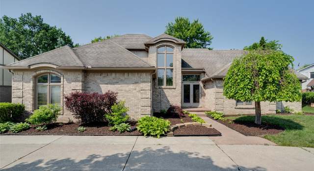 Photo of 30753 Sunderland Dr, Farmington Hills, MI 48331