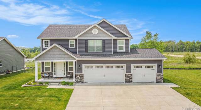 Photo of 13210 River Bend Dr, Linden, MI 48451