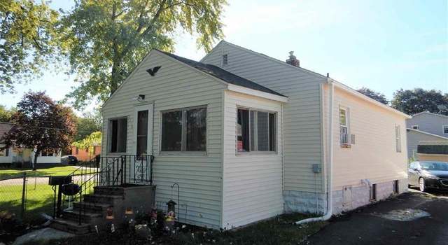 Photo of 2208 18th St, Bay City, MI 48708