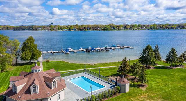 Photo of 3436 Adams Shore Dr #6, Waterford Twp, MI 48329