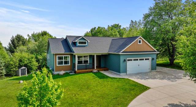 Photo of 9207 Mockingbird Ln, Cadillac, MI 49601