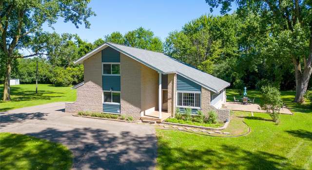 Photo of 29300 Murray Crescent Dr, Southfield, MI 48076