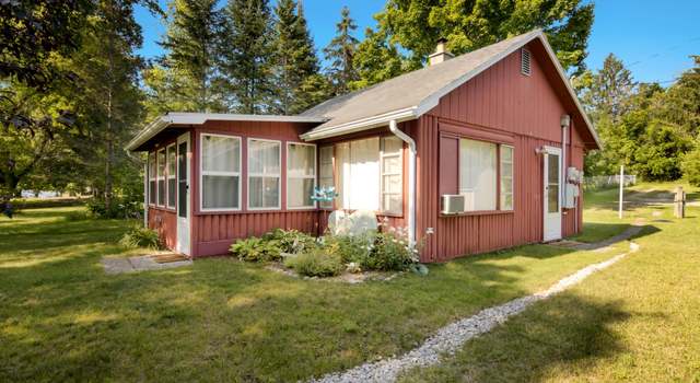 Photo of 7756 E Maple St, Central Lake, MI 49622
