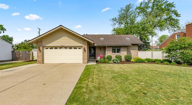 Photo of 9377 Lamont St, Livonia, MI 48150