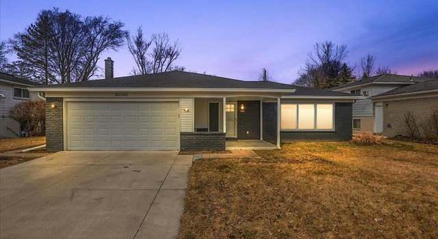 Photo of 30390 Red Maple Ln, Southfield, MI 48076