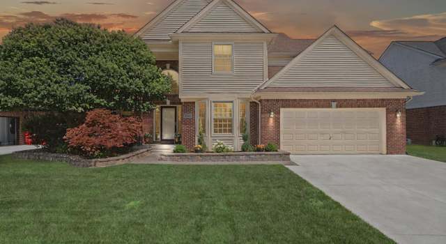 Photo of 39148 Canterbury Dr, Harrison Twp, MI 48045