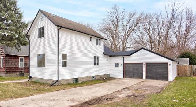 Photo of 203 W Jenny St, Bay City, MI 48706