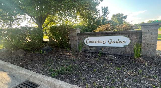 Photo of 37684 Territorial Crossings Rd, New Boston, MI 48164