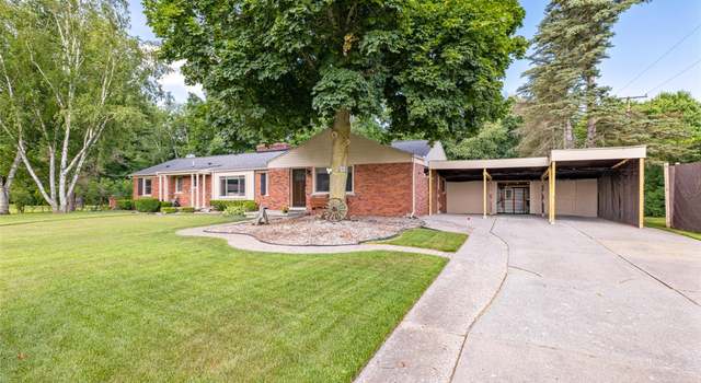 Photo of 2151 Arlington Rd, Columbus, MI 48063