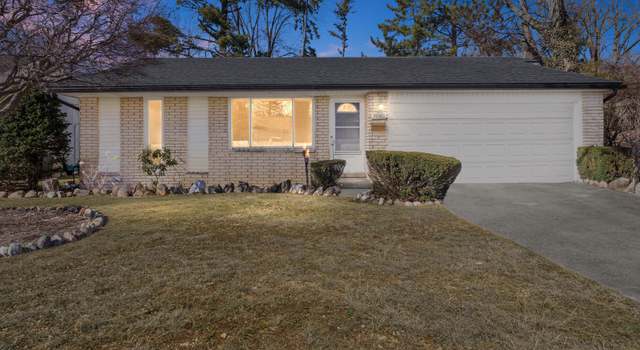 Photo of 35980 Perth St, Livonia, MI 48154