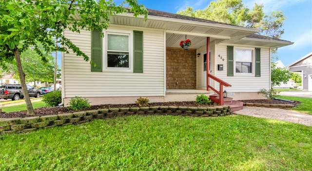 Photo of 420 Spruce St, Wyandotte, MI 48192