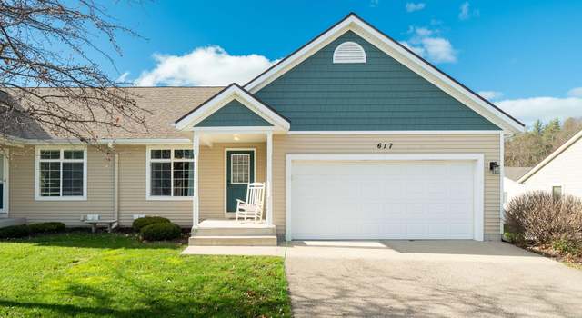 Photo of 617 Oriole Ct, Middleville, MI 49333