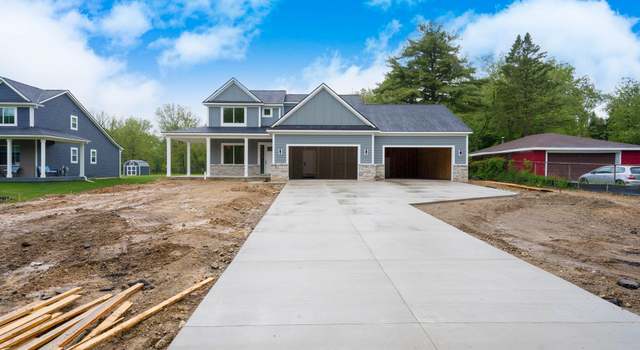 Photo of 1439 Merry Rd, Waterford, MI 48328