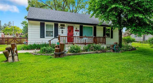 Photo of 30555 Park St, Roseville, MI 48066