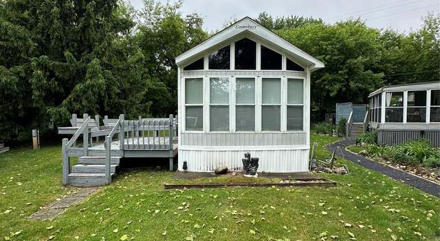 Photo of 10001 Goodall Rd #30, Durand, MI 48429
