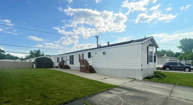 Photo of 20456 Harmony Dr, Clinton Township, MI 48036