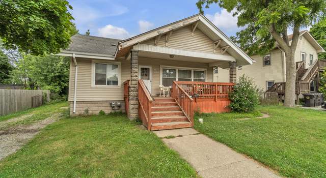 Photo of 418 Saint Joseph St, Trenton, MI 48183