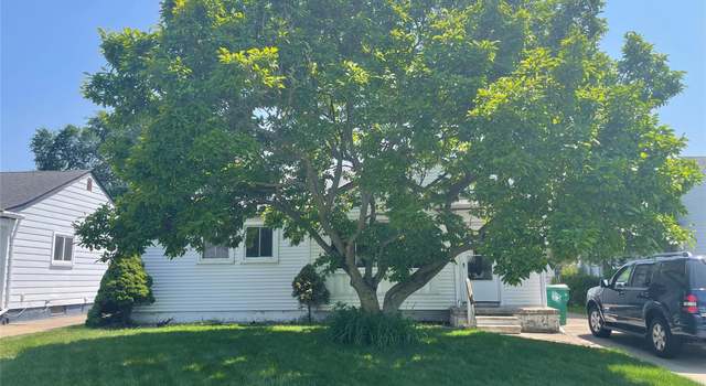 Photo of 29455 Rosslyn Ave, Garden City, MI 48135