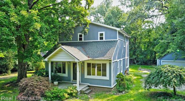 Photo of 2675 Massena St, Commerce Twp, MI 48382