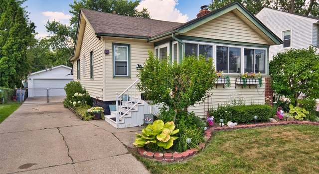 Photo of 1726 Oxford Rd, Berkley, MI 48072
