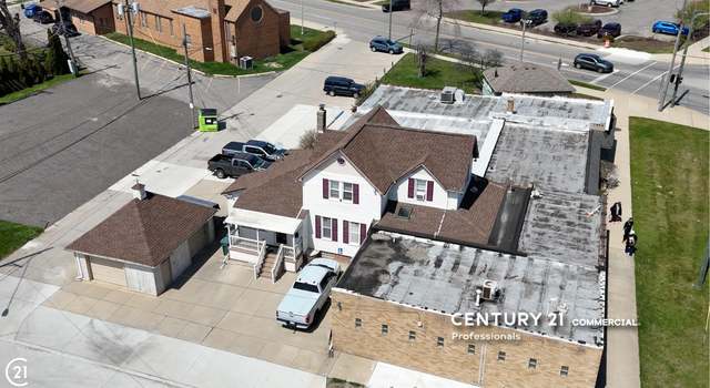 Photo of 2884 Fort St, Lincoln Park, MI 48146