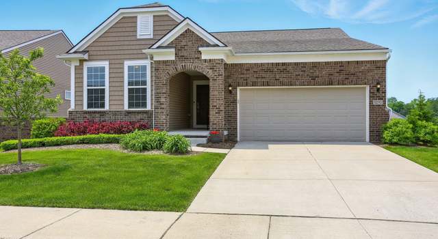 Photo of 1210 Lark St, Lake Orion, MI 48360
