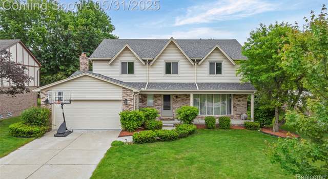 Photo of 2753 Powderhorn Ridge Rd, Rochester Hills, MI 48309