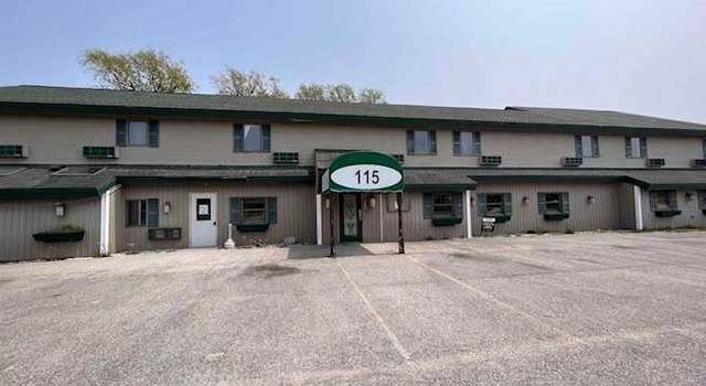 Photo of 115 N Michigan Ave, Beulah, MI 49617