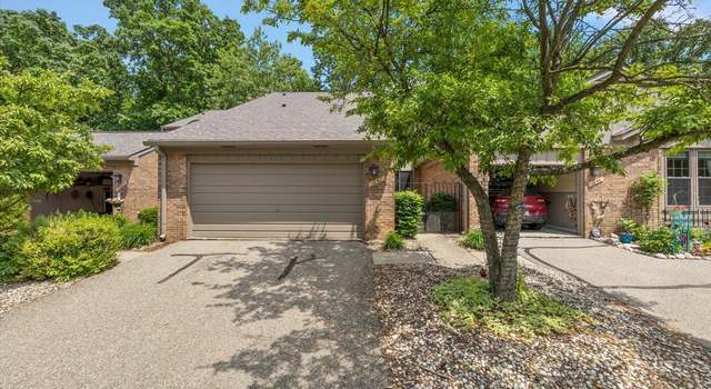 Photo of 1691 Lodge Pole Ln, Rochester Hills, MI 48309