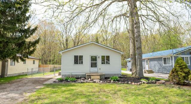 Photo of 9114 Island Dr, Clay, MI 48001