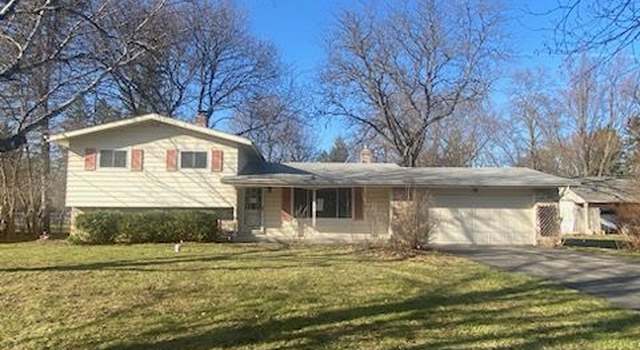 Photo of 6111 Woodmoor Dr, Burton, MI 48509